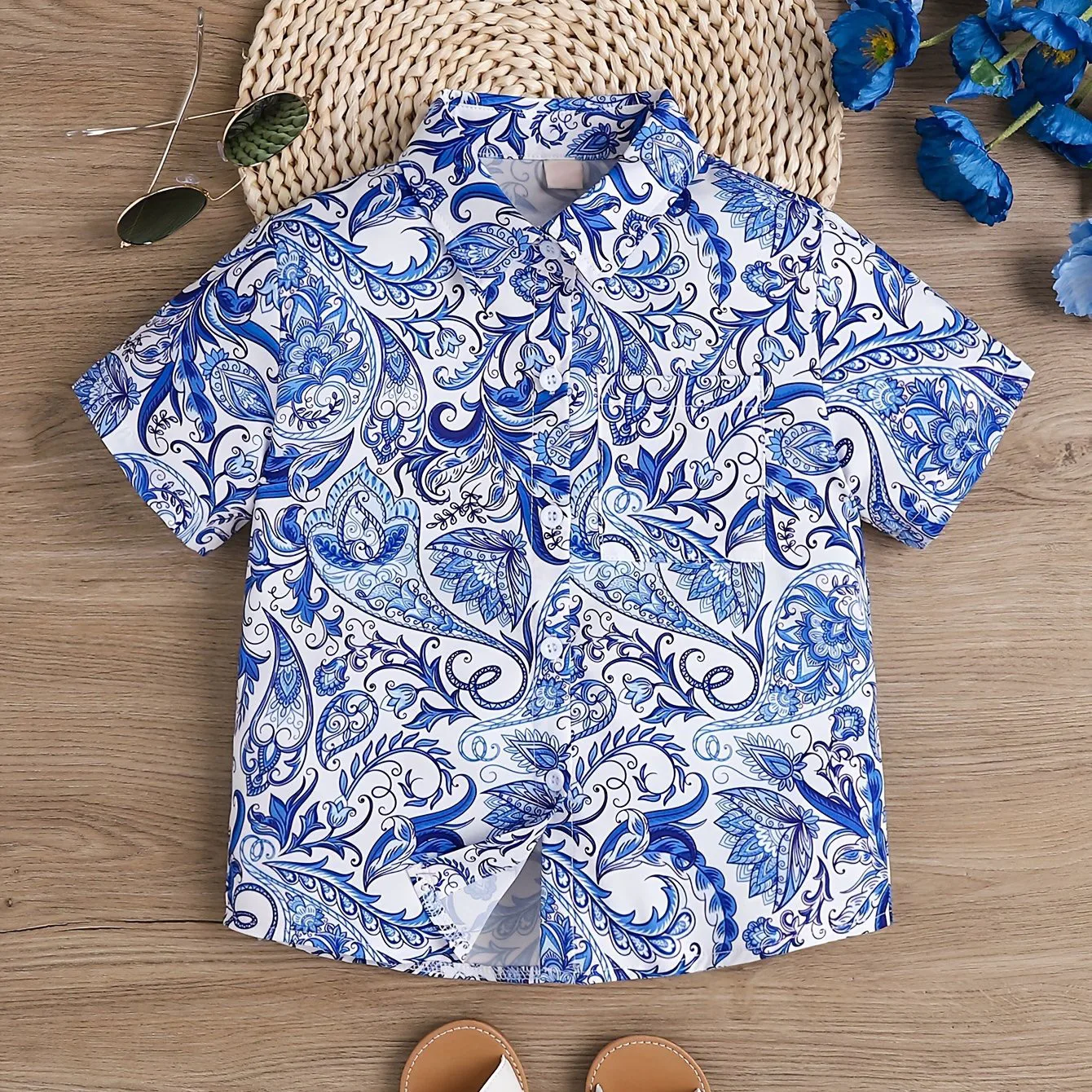 Girls Cute Sweet Strawberry Print Hawaiian Style ﻿Short Sleeve Shirt Lightweight Summer Vacation Top Fashionable Collar