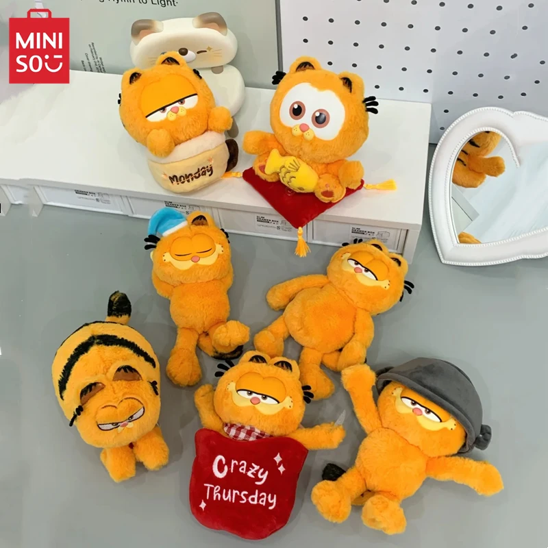 MINISO Garfield Family Working Week Series Blind Box Plush Doll Desktop Decoration Ornaments Children's Toys Christmas Gifts