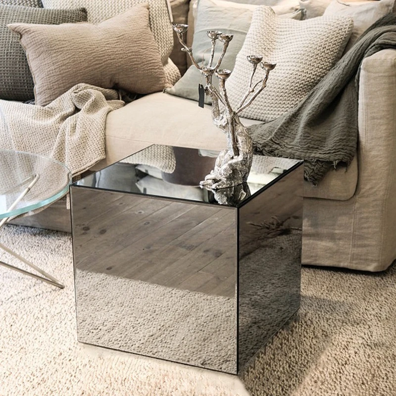 الحد الأدنى مرآة زجاجية مربعة الشكل مدون بجانب السرير مع نفس التصوير الفوتوغرافي على الإنترنت #3