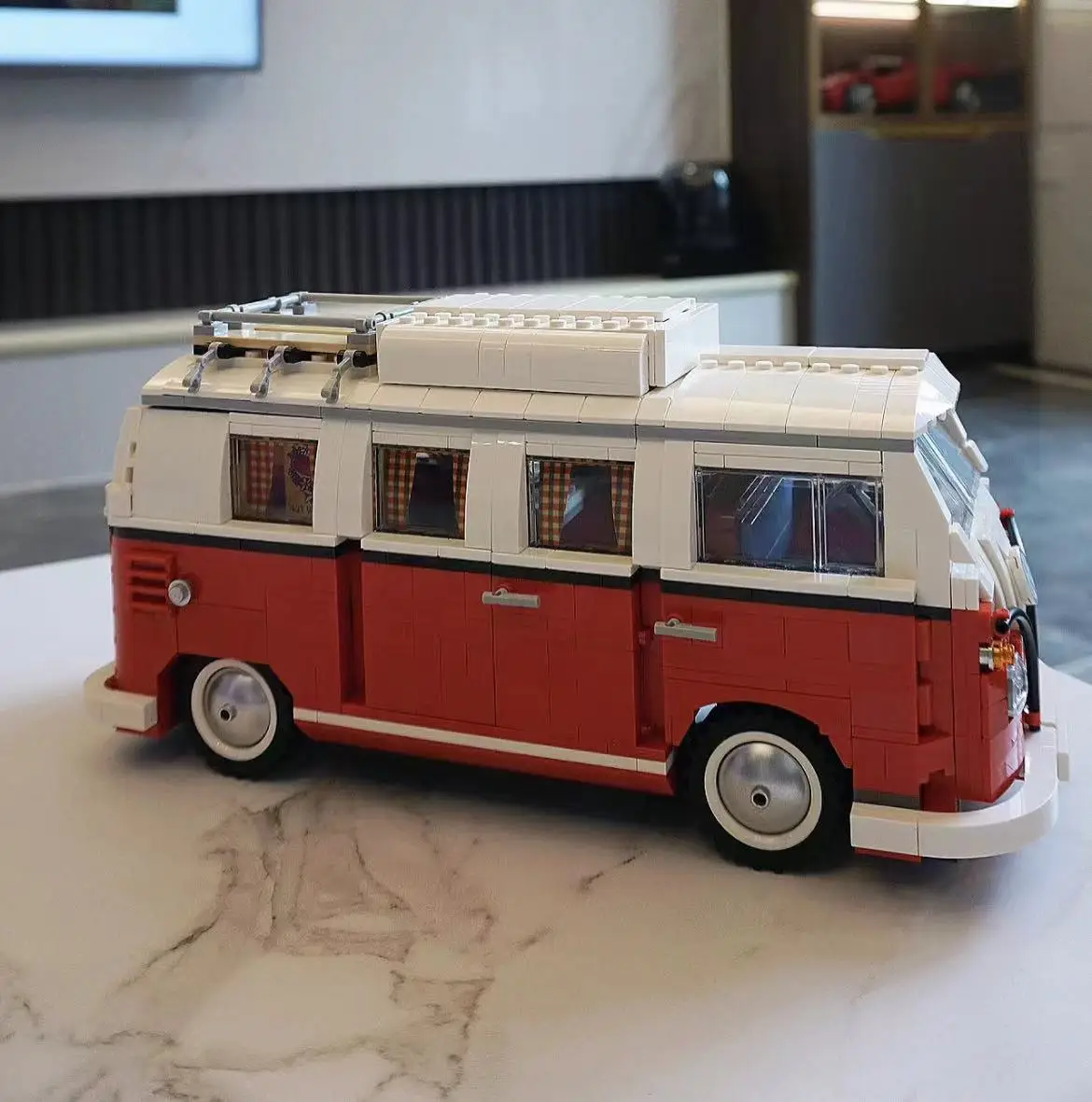 

Newest 1354PCS T1 Camper Car Van Car Model Building Blocks Compatible 10220 DIY Bricks Toys for Birthday Gift