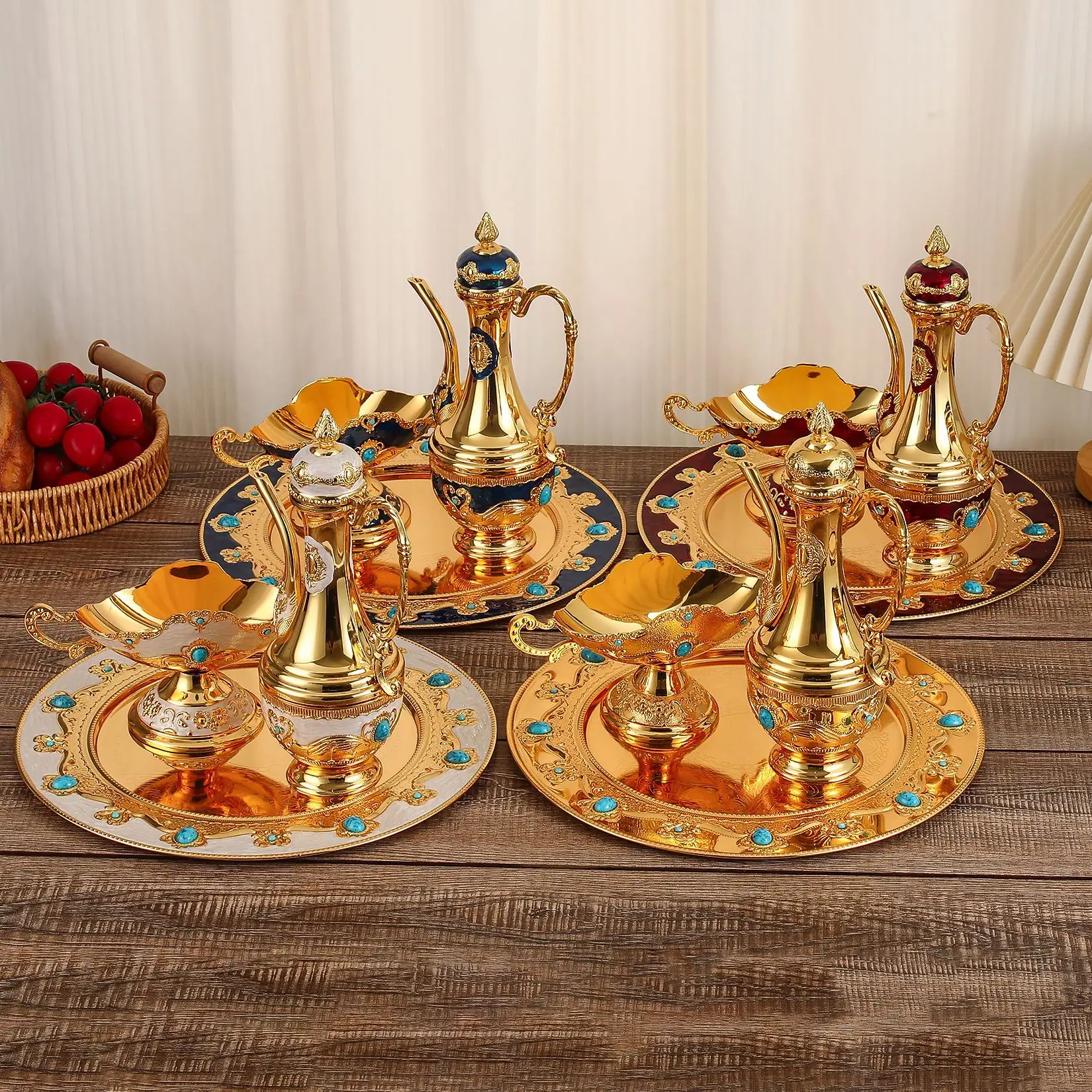 Wine set fruit plate set household golden sapphire wine glass hotel banquet table high-end wine set wholesale