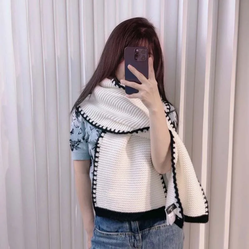 Fashion Classic Hemmed Knit Scarf Winter Warm Shawl Long Women Men Neckerchief Lovers Muffler