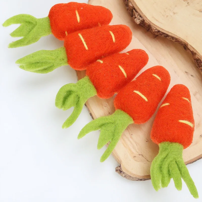 

5 Pcs Handmade Felt Carrot Hairpin DIY Accessories Brooch Decor for Clothing Sewing Craft Hat Headdress Ornament Supplies