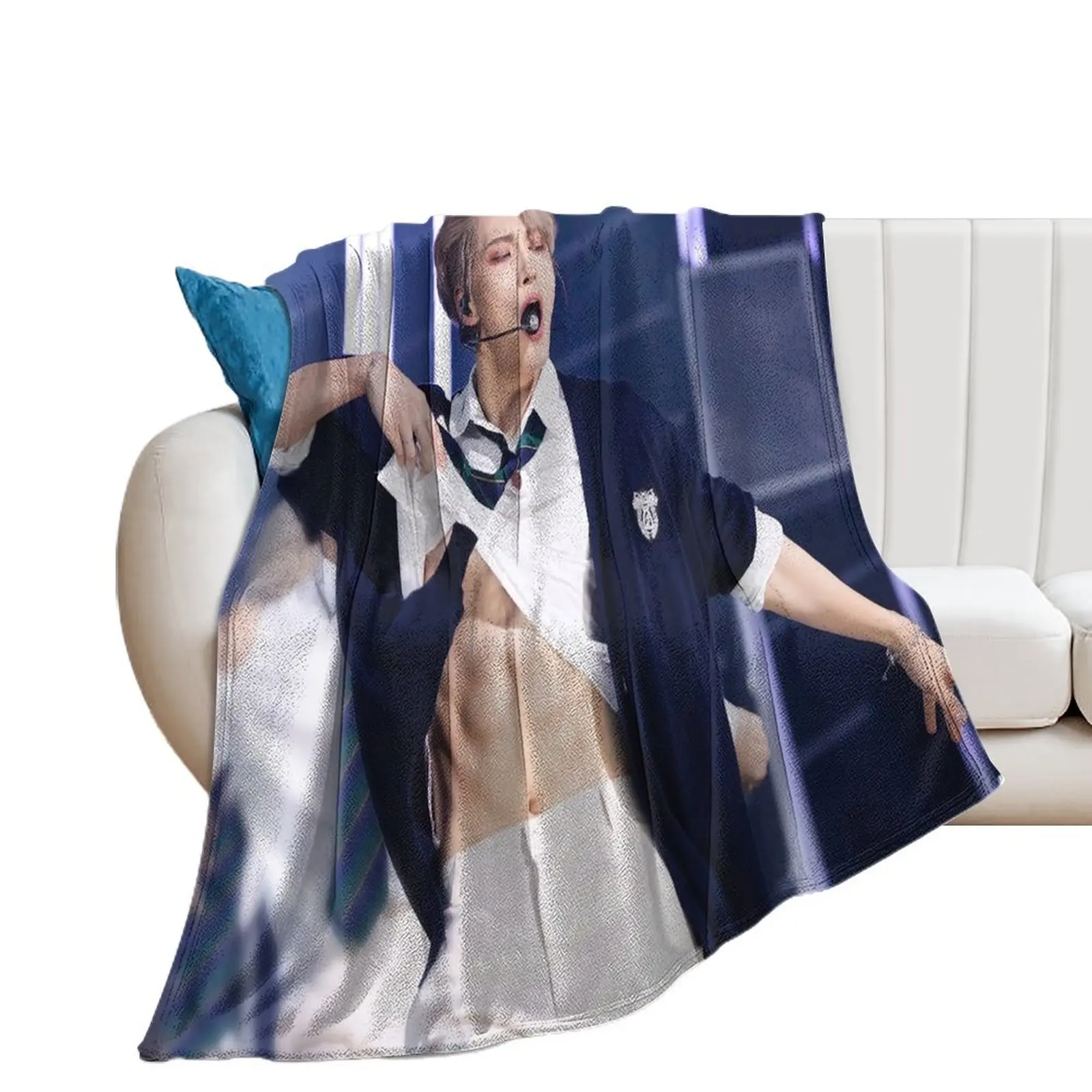 Ateez Seonghwa Throw Blanket for sofa Giant Sofa anime Weighted Blankets