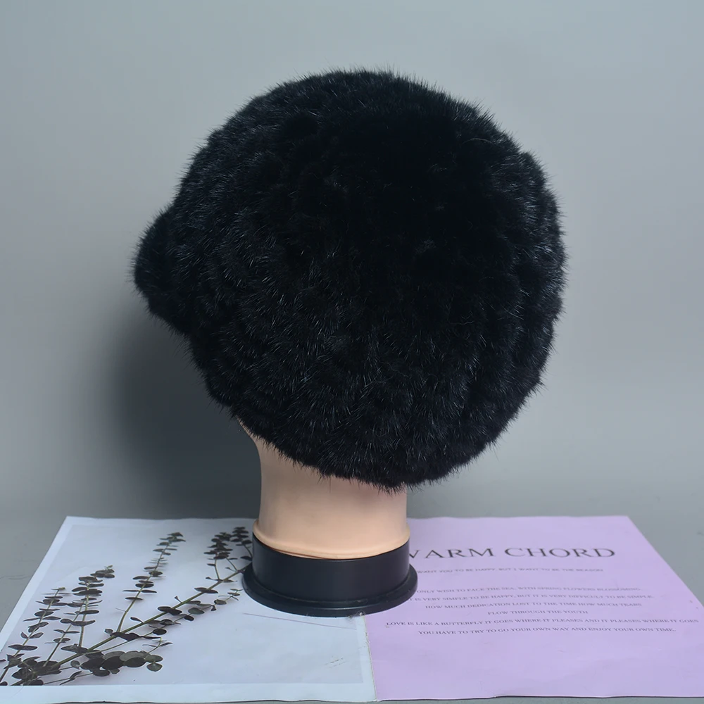 2024 Winter Womens Mink Fur Hats Natural Real Fur Knitted Cap Fashionable Fluffy Ladies Genuine Fur Beanie Female Black Fur Caps