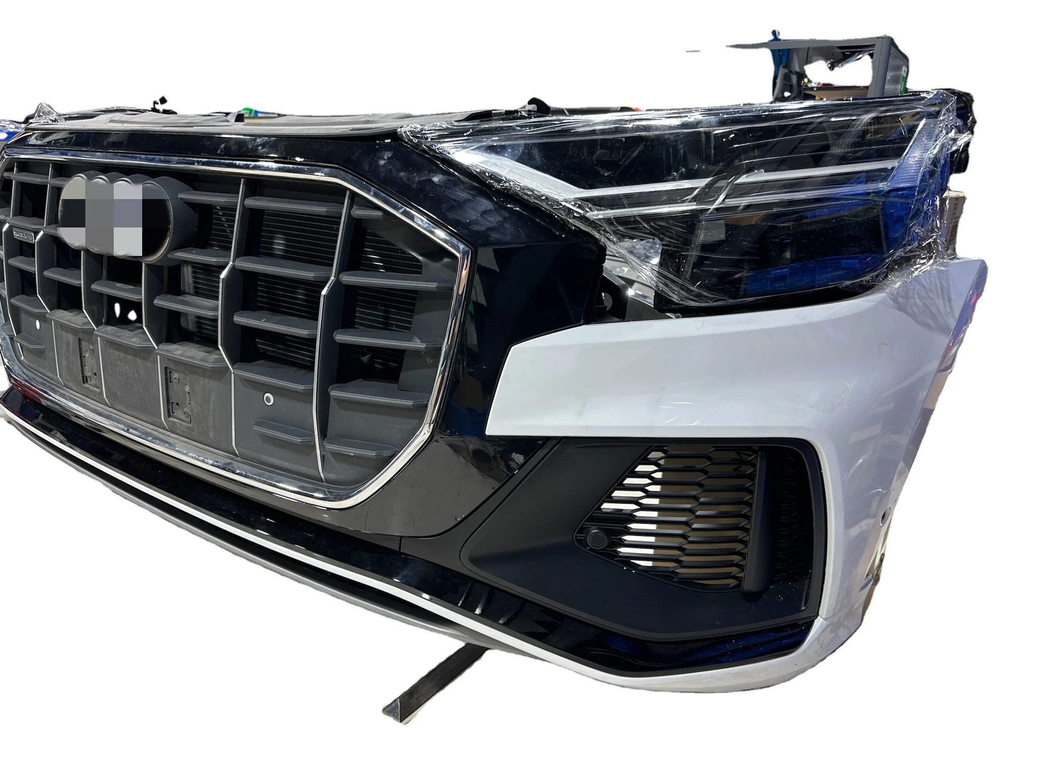 2023 for Q8 Hot Selling  Plastic Bodykit Rear Front Bumper Headlight Assembly Hilux Model New Condition Auto Car Parts