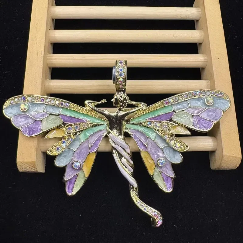 Medieval Vintage Butterfly Pendant Enamel Craft Czech Diamond Medieval Necklace Female Butterfly Fairy Medieval Pendant