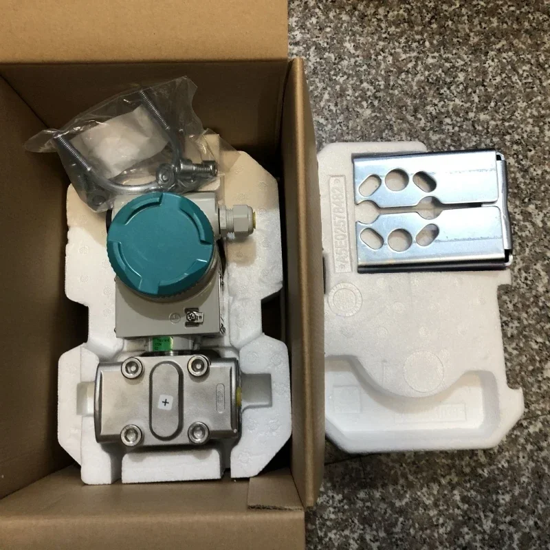 2026 Brand New Original MAG 3100 Full-bore Electromagnetic Flow Sensor 7ME6340-5DB13-2AA1-Z Y17 Flowmeter