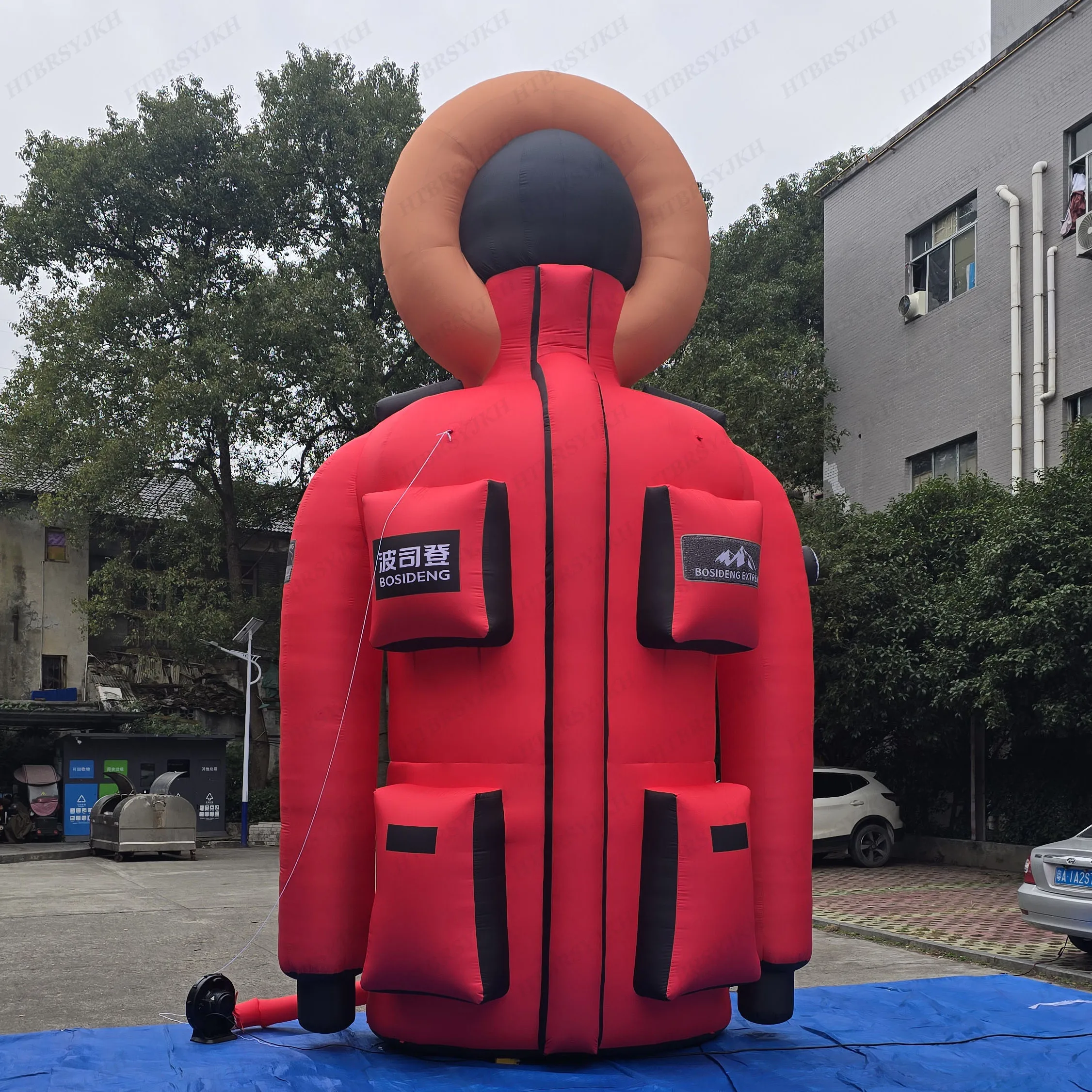 

Giant Inflatable Down Jacket Air Blow Lifelike Coat with Custom LOGO Outdoor Apparel Outdoor Decoration Props for Event Brand Ad