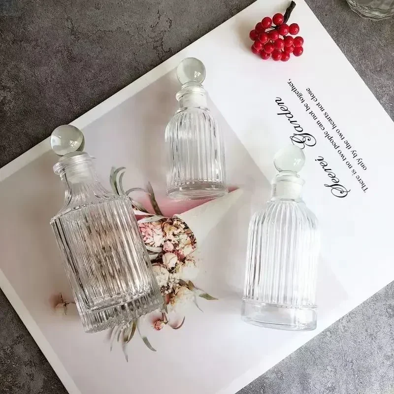 French Rhombus Relief Perfume Bottle Simple Crystal Glass Bottles Aromatherapy Essence Storage Vintage Bottle Dresser Ornament