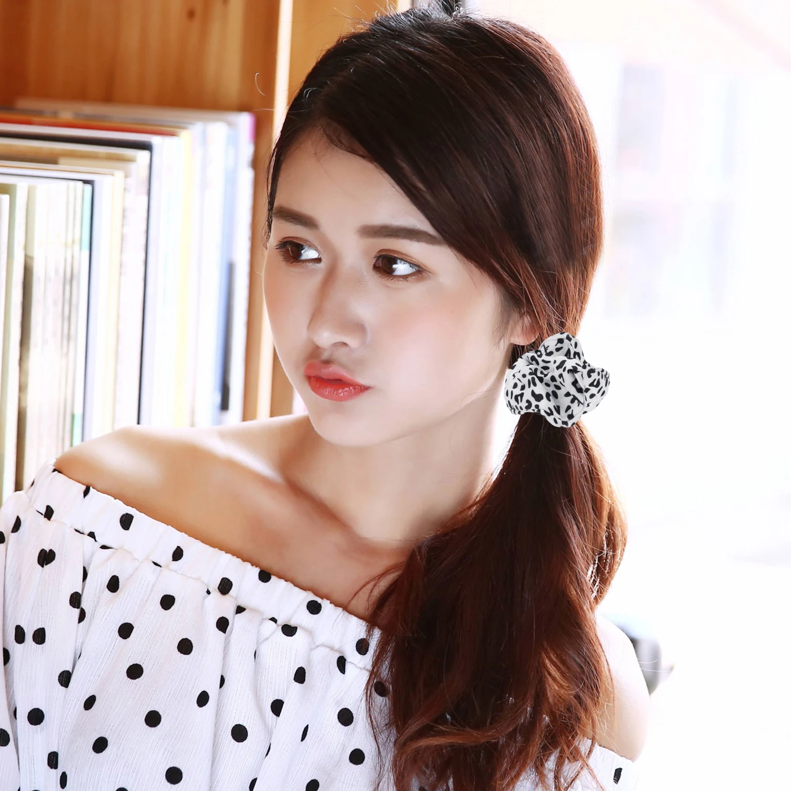 

10Pcs Cow Pattern Hair Scrunchies Stylish Simple Design Perfect for Parties Daily Decor Elastic Hair Bands Girls Ponytail