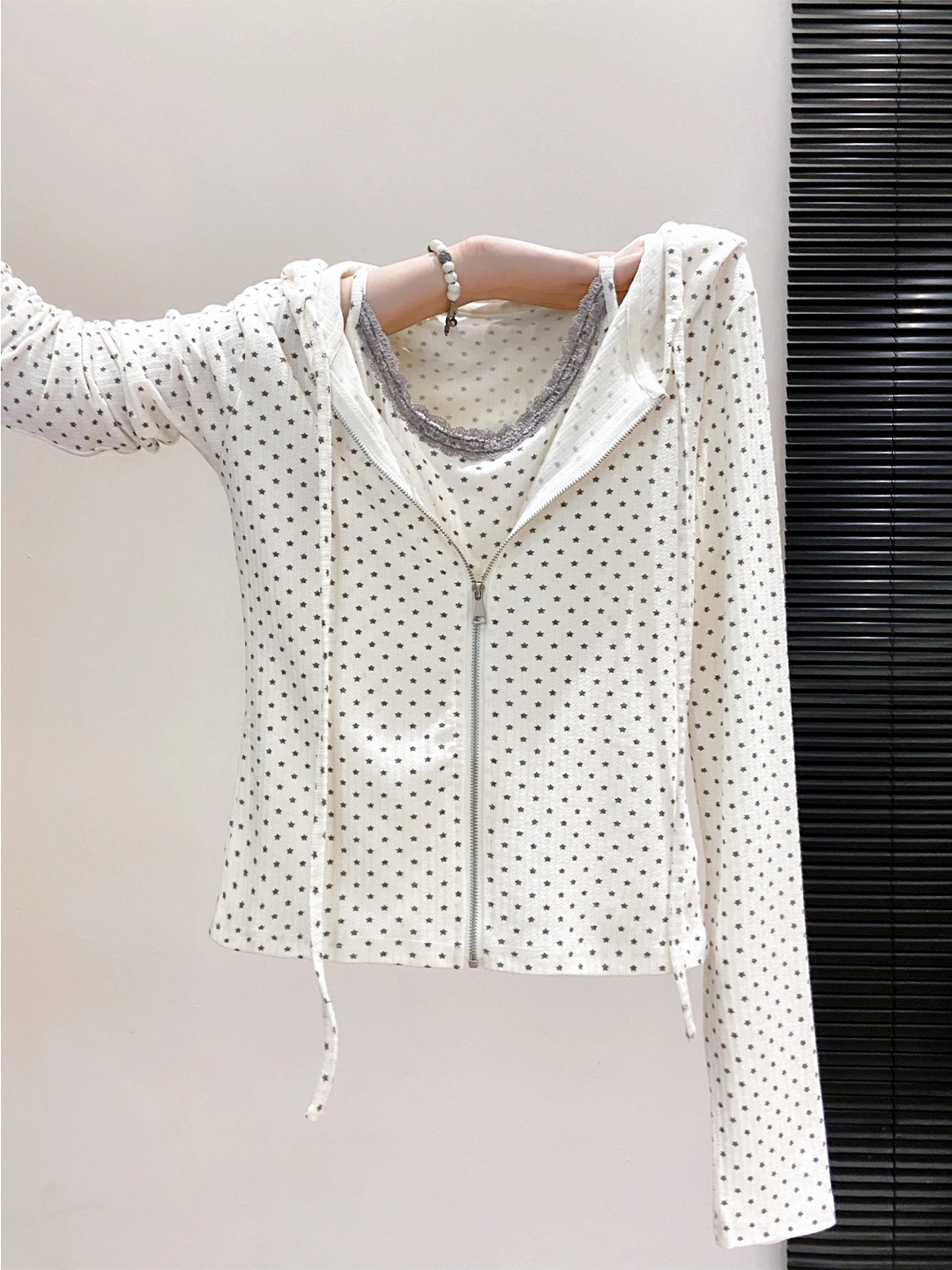 Women's Zipper Hooded Checkered Lace Trim Two-Piece Set Short Top Korean Style Breathable Cotton Polyester Blend Summer T-Shirt