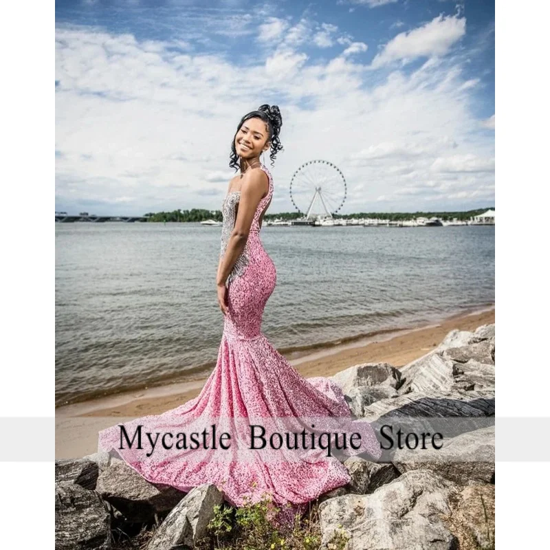 カスタマイズされたグリッターピンクスパンコールアフリカ人魚プロムドレス 2026 シルバークリスタルビーズイブニングパーティードレスローブドソワレ