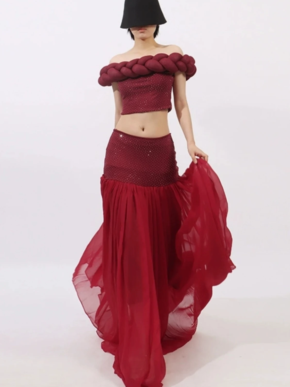 

Knot Twist Large Hemp Flower One Shoulder Slimming Goddess Style Evening Dress Women Autumn Short Splice Retro Style...