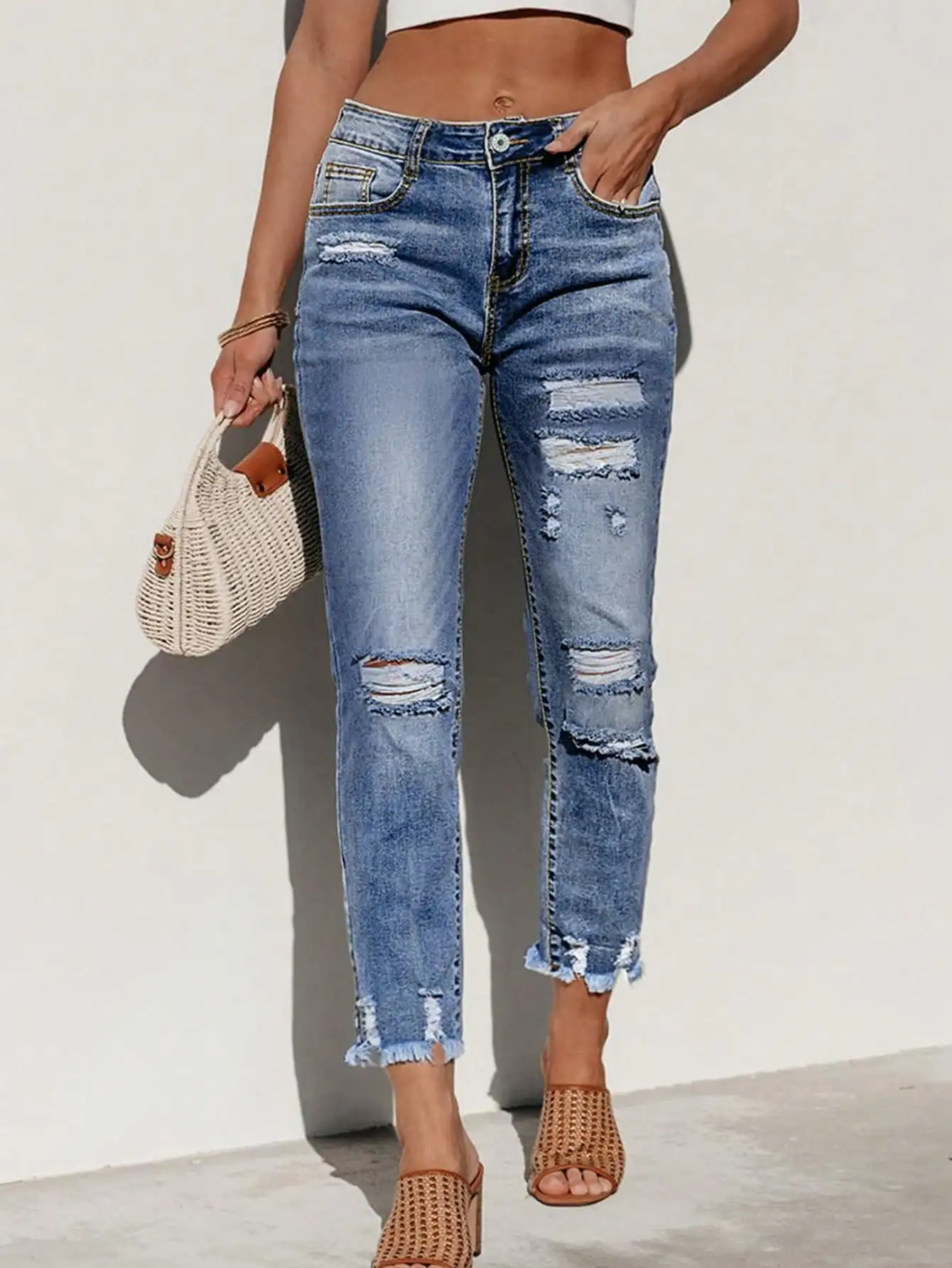 

Женские джинсы с высокой талией, прямого кроя, с рваными элементами и необработанным краем, для повседневной носки