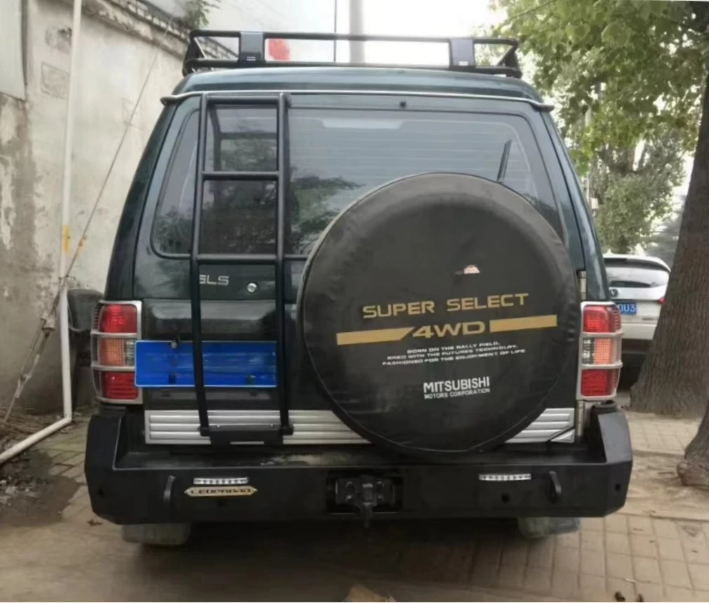 Heavy-Duty Off-Road Steel Rear Bumper for Pajero 2nd Gen