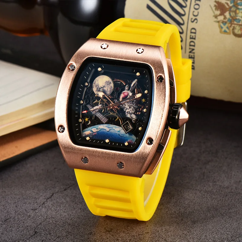 New Fashion Trend Wine Barrel Quartz Watch Night Glow Hollow Non Mechanical Flywheel Fashion Men\'s Watch