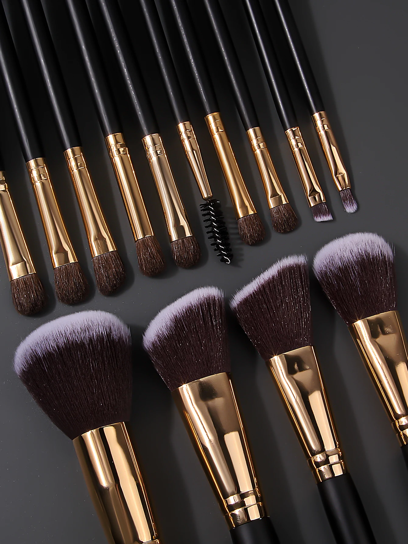 18pcs high-end makeup brush set, multi-functional facial makeup brush set + dry and wet usable makeup sponge egg powder puff