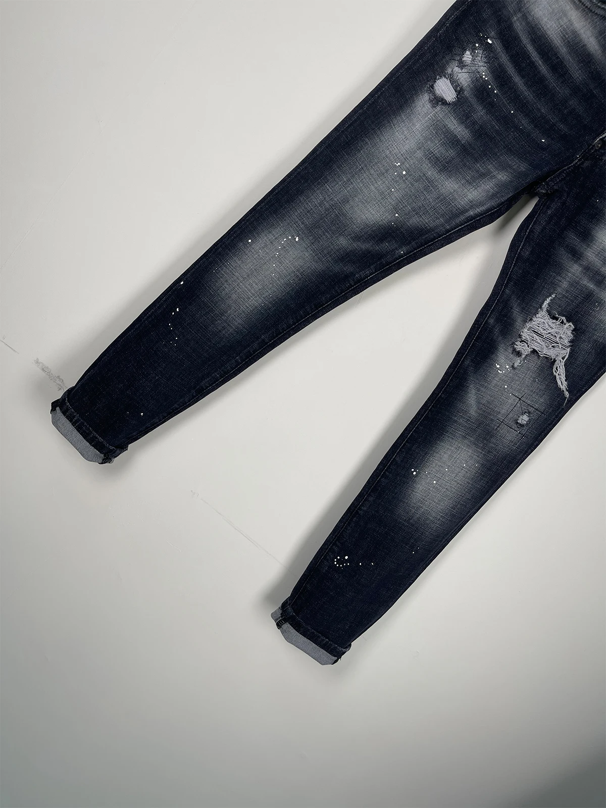 Jeans azuis simples e versáteis para homens, slim fit, micro elástico, tinta salpicada, pés elegantes, D2, novo, 202