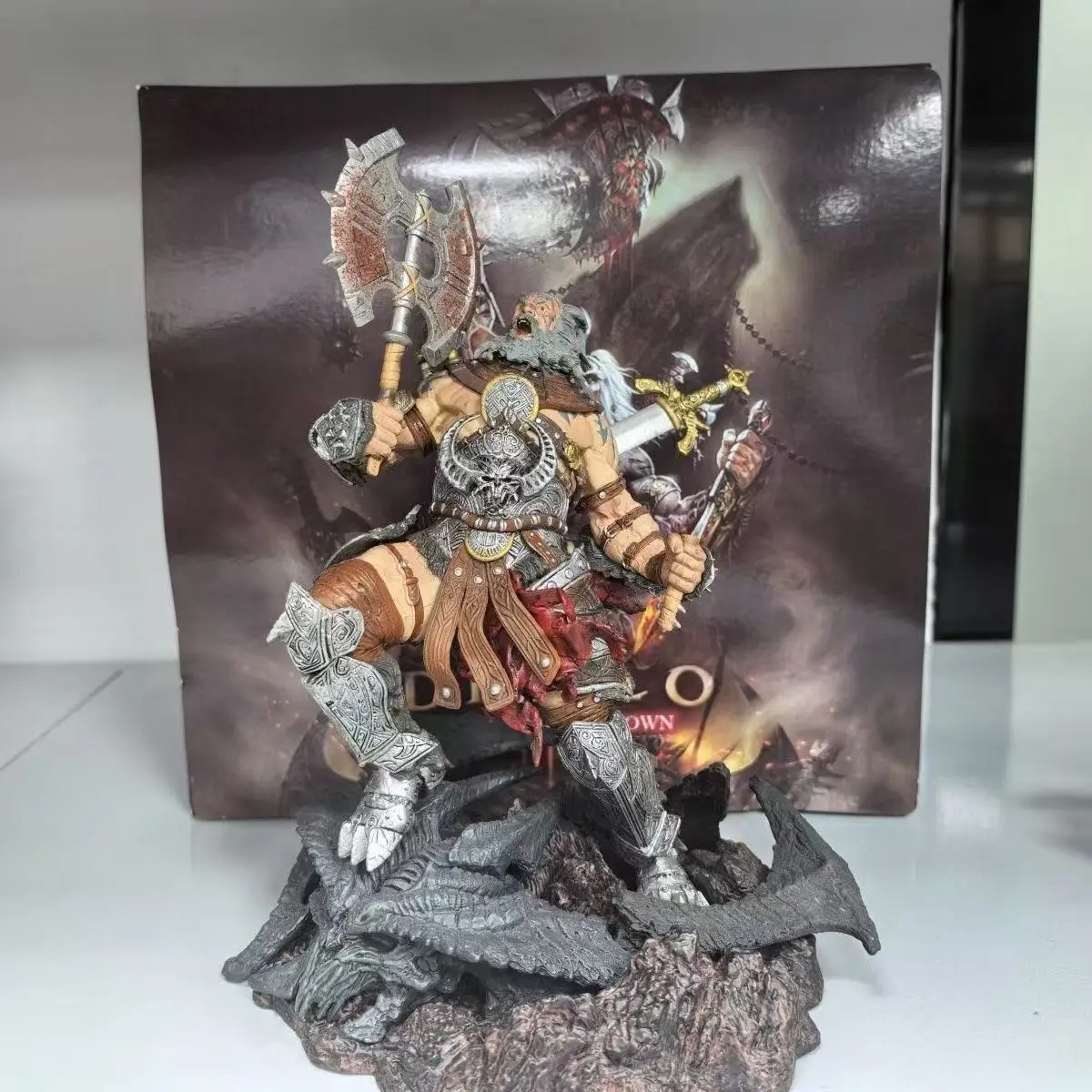 Diablo 3 Movable Barbarian Figure Without Helmet, Standing Pose, with Movable Joints, Without Box - view 3