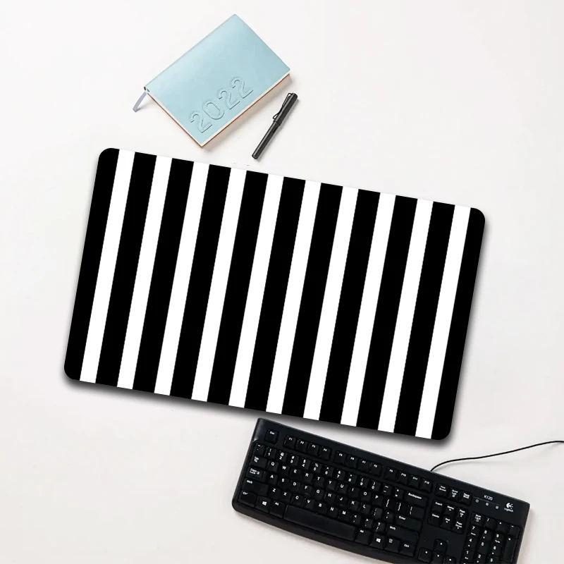 

Black White Stripe Mouse Pad Large Non-slip Waterproof Desk Mat for Computer Laptop