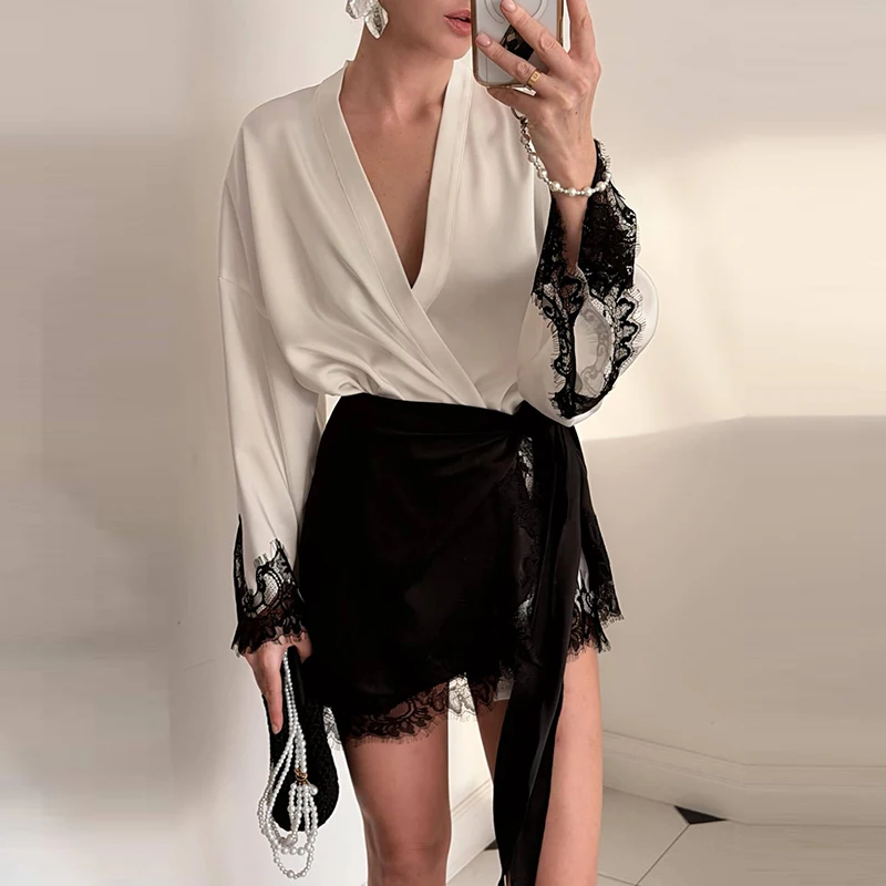 

Элегантный комплект для отпуска с цветовыми блоками и кружевом: модный атласный кардиган с V-образным вырезом и шнуровкой, а также широкие брюки. Повседневный свободный комплект для женщин.