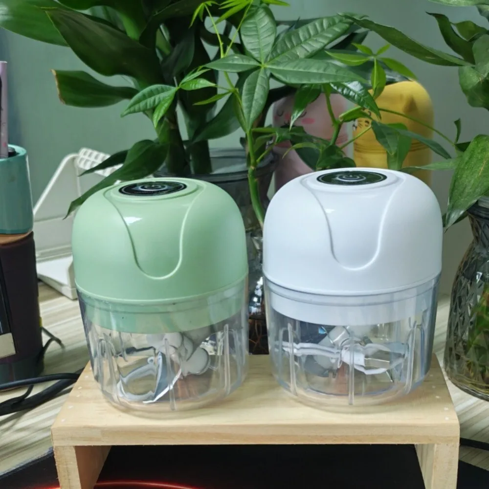 

Mini Wireless Electric Chopper Grinder for Kitchen Herbs Garlic Vegetables and Nuts Portable Food Processor for Home Use 124