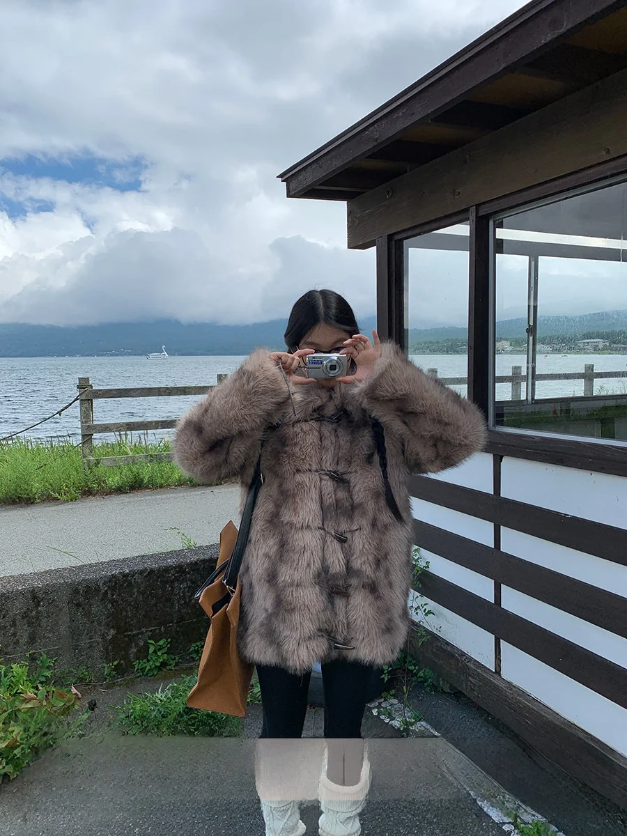 

Red Celebri Studio Women's Casual Fur Jaet Autumn Winter New Arrival Cotton Padded Coat Unique Sli Commute Sle ...