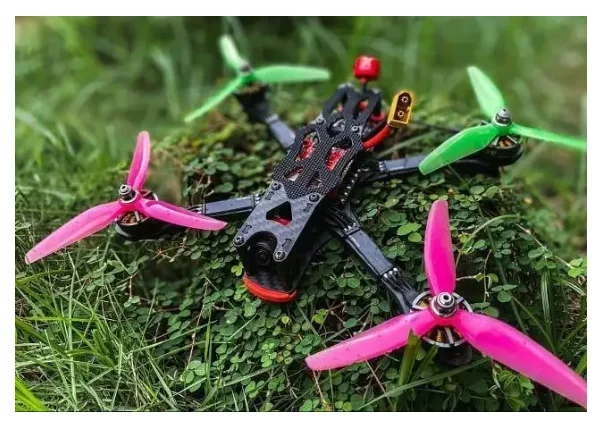 6Pairs HQProp Ethix S3 5X3.1X3 - Ekko Cosplay Prop recensie en prijs
