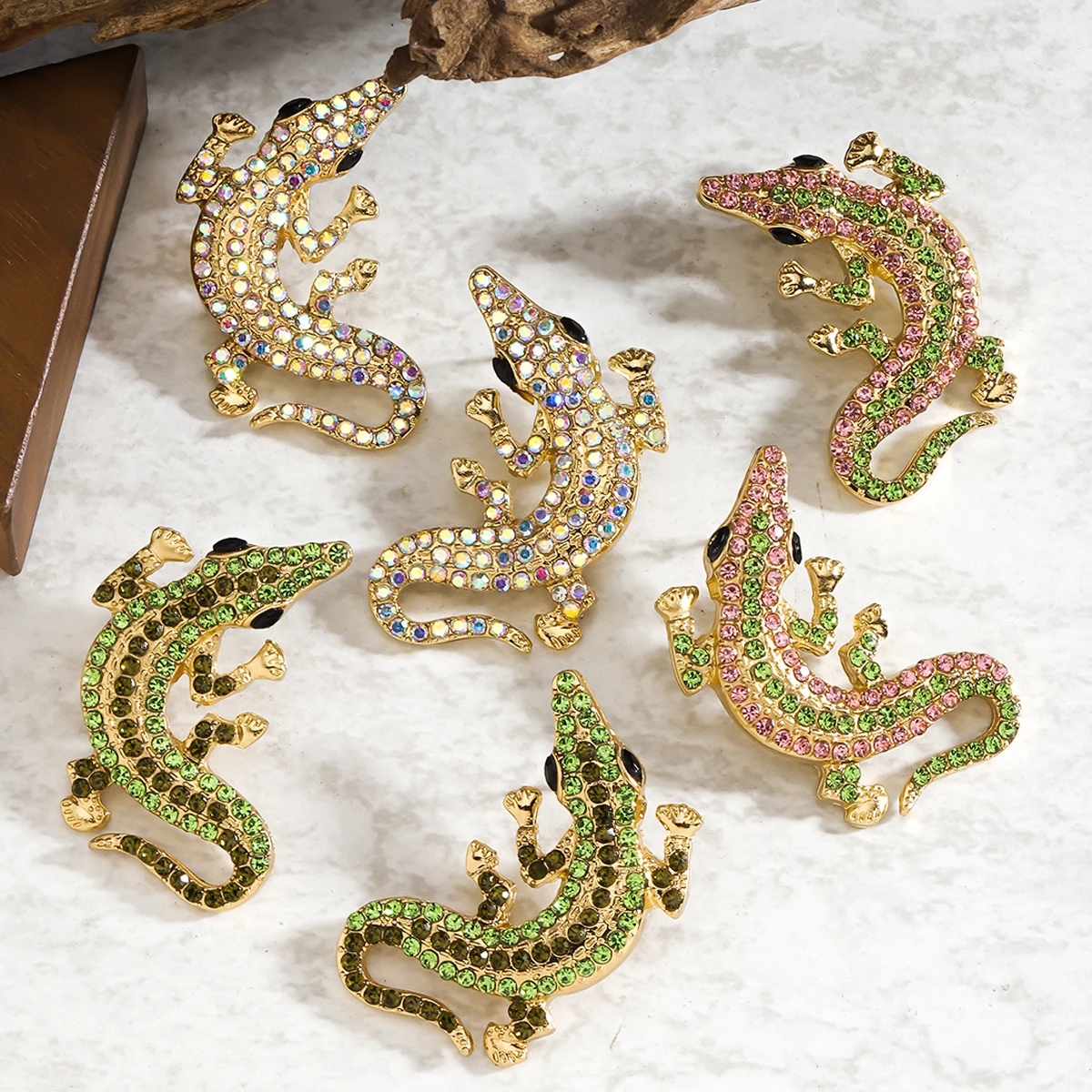 Vedawas Elegant Colorful Rhinestone Alligator Earrings,Vintage Cute Lizard Gecko Party Banquet Animal Women Accessories