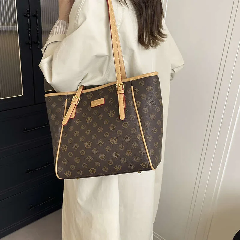 

2025 Womens Designer Handbag Large Capacity Tote Bags for Women Letter Printed Shopping Ladies Shoulder Bag