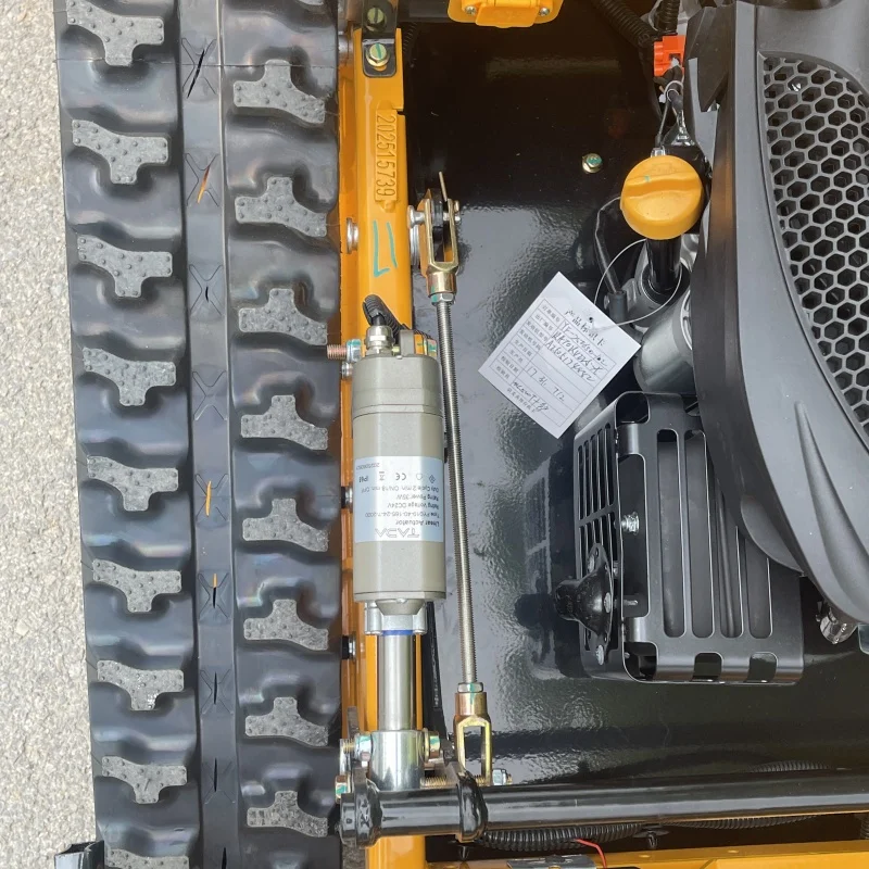 Индивидуальная высококачественная интеллектуальная газонокосилка с дистанционным управлением, подходящая для ферментов, садов и газонов.