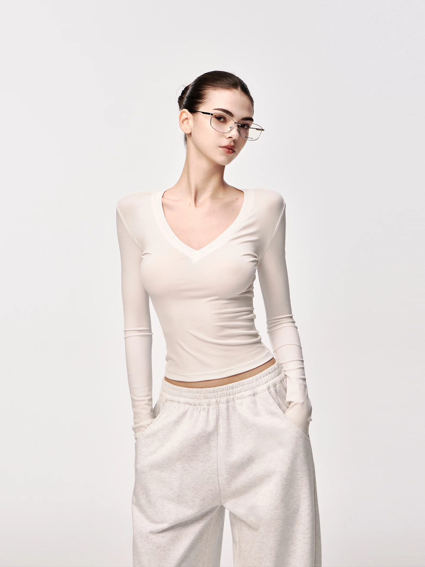 

JLAUNT Женская футболка в американском стиле, белая, вязаная, облегающая, с длинным рукавом, весенняя, удобная, дышащая, топ