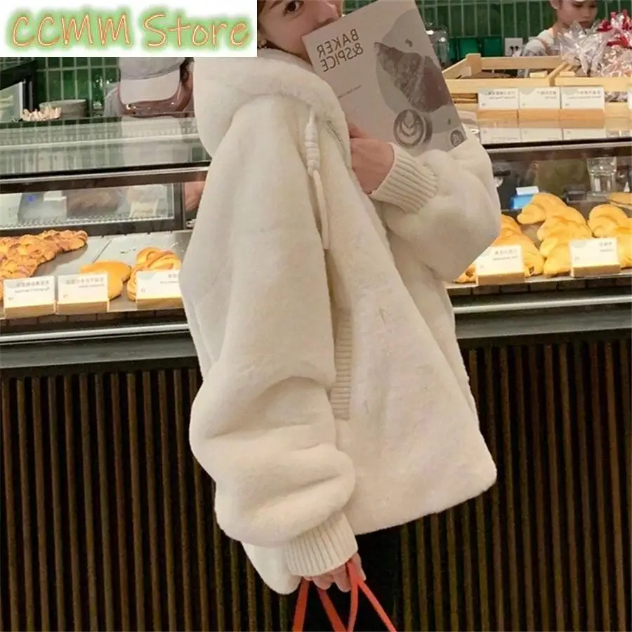Nieuwe imitatie lamswol uitloper top witte jas warme harige overjas casual winter hooded faux konijnenbont pluche damesjas