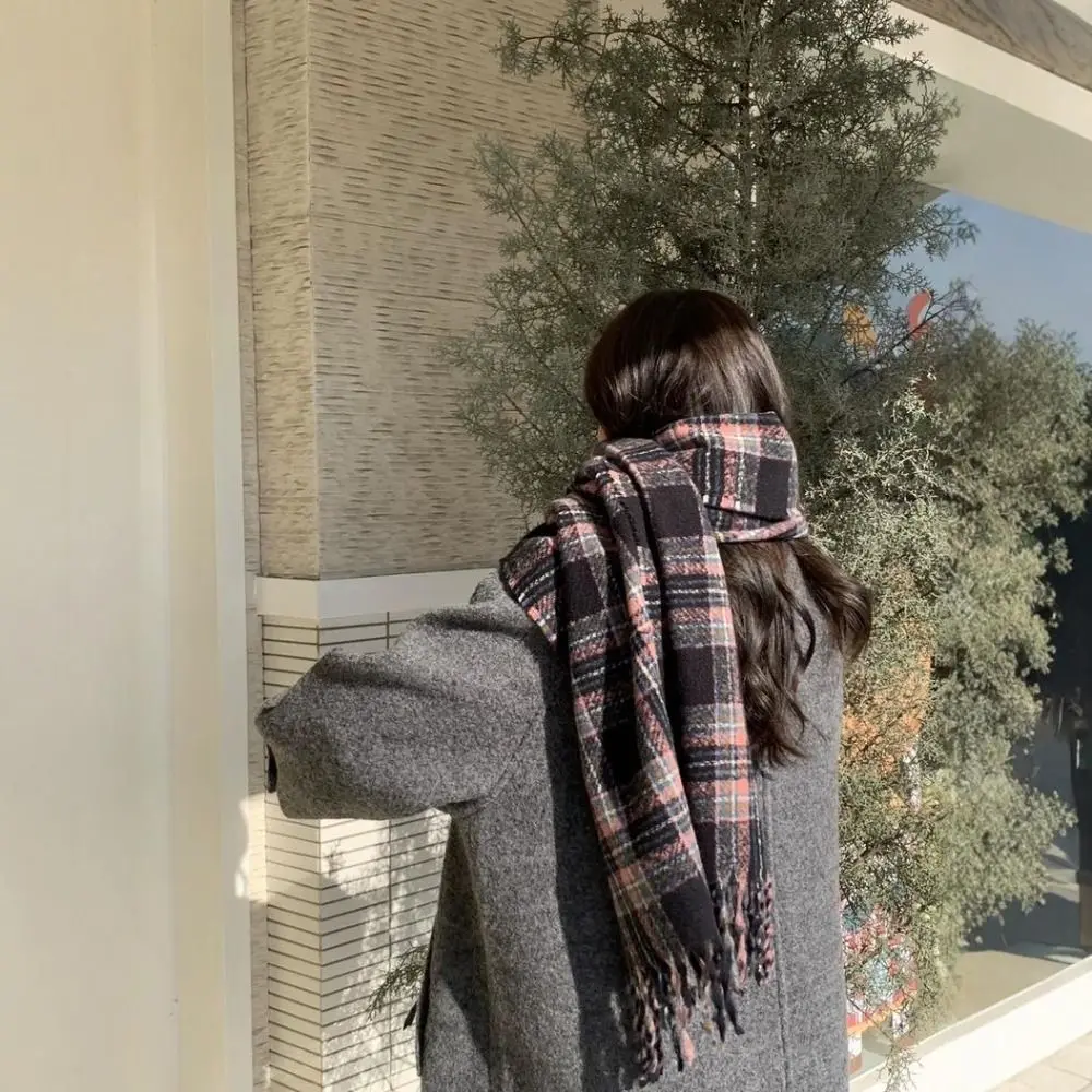 

Retro Tassel Plaid Wool Scarf Plush Cashmere Shawl Long Shawl Retro Green Korean Style Scarves Winter Cashmere Scarves Girl