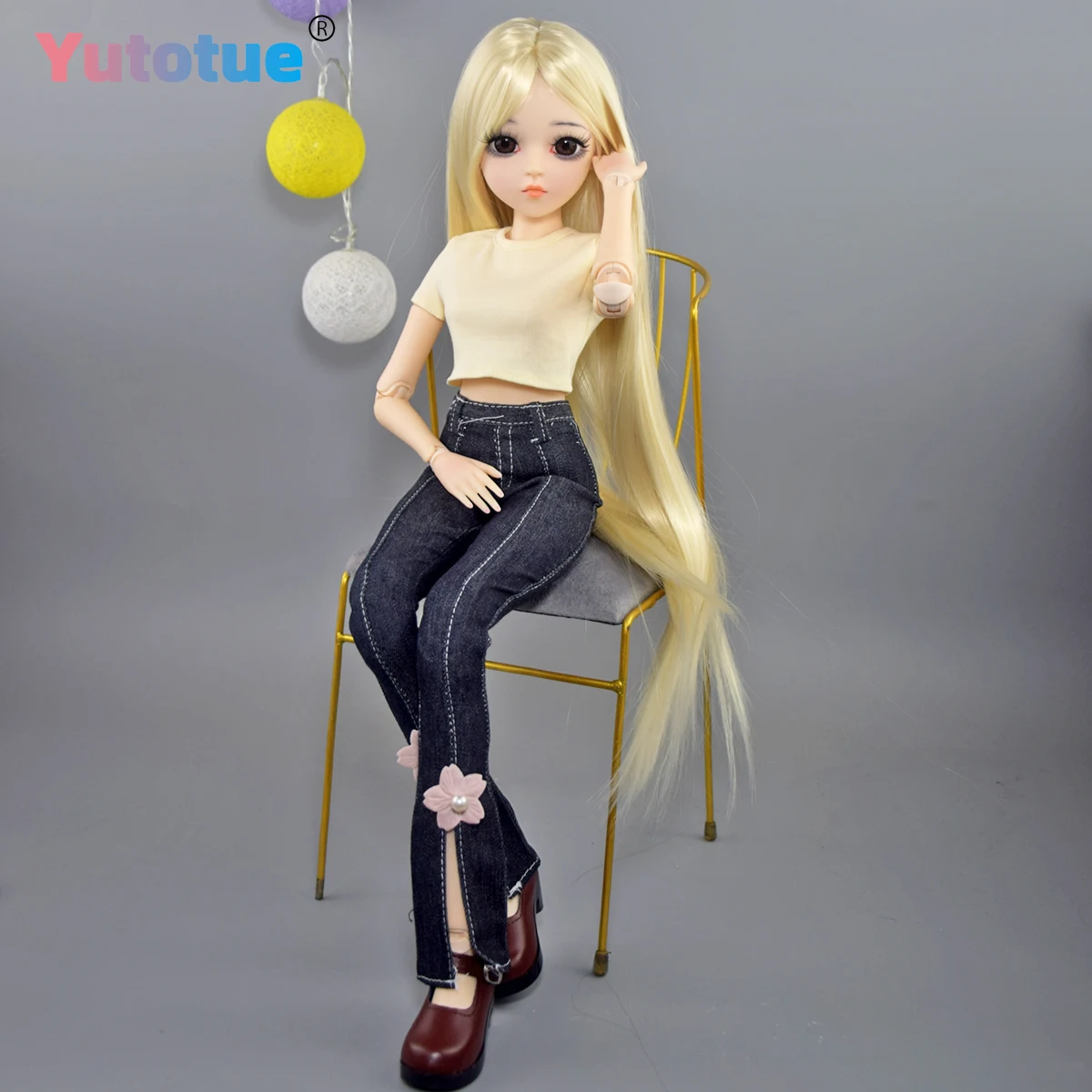 YUTOTUE 60 cm hohe Mädchenpuppe mit T-Shirt, Hose, Schuhe, lange blonde Perücken, lebensechte BJD-Puppenspielzeug im Maßstab 1:3