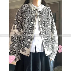 Niche 2024 autumn and winter new round neck printed pattern linen curved long-sleeved jacket short coat