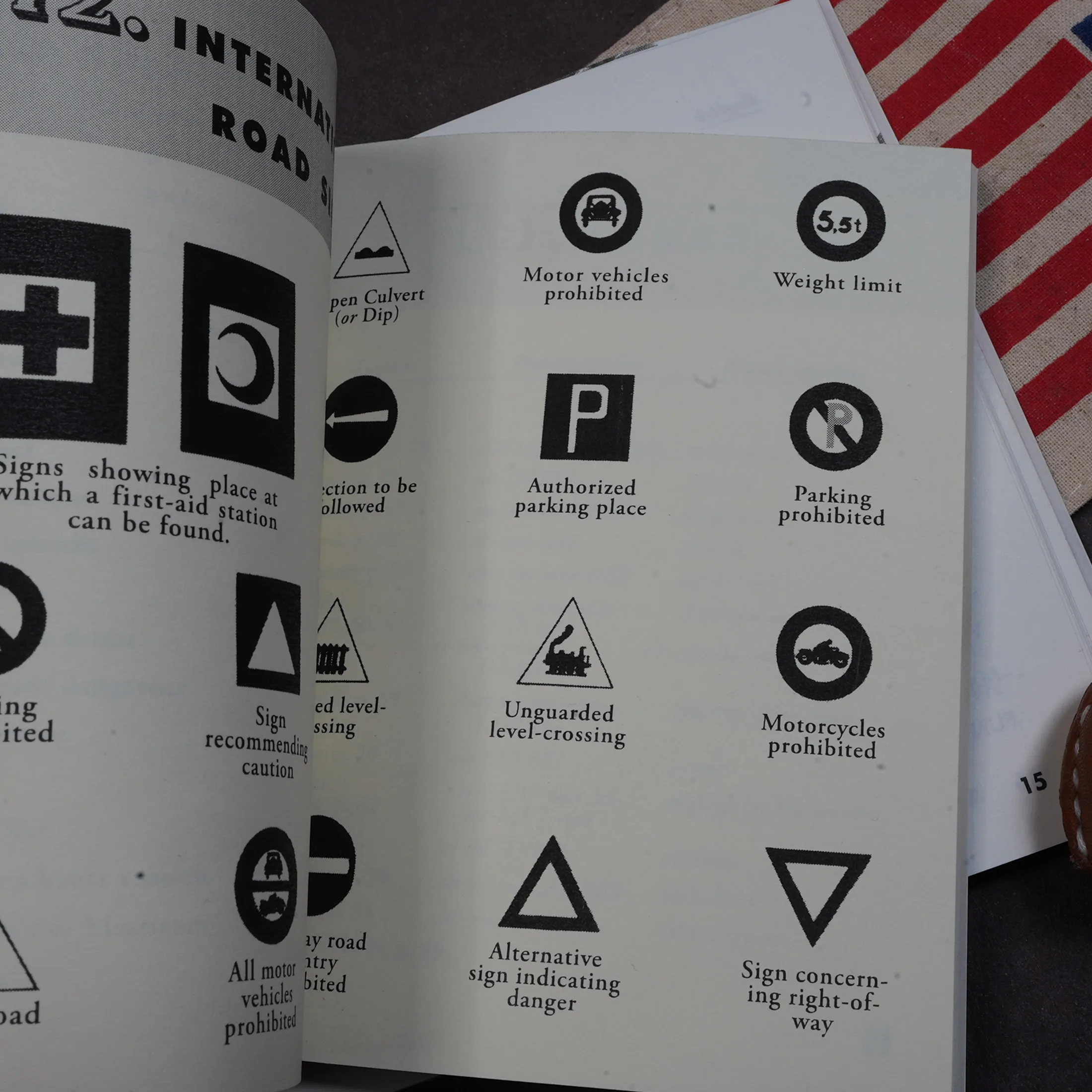 第二次世界大戦 アメリカ M1943 ノルマンディー上陸作戦 『フランス語会話集』 コレクターズプロップ