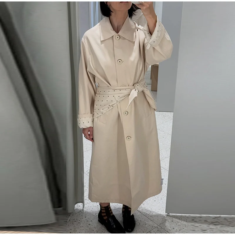 Solider Trenchcoat mit gepunktetem Futter, doppelseitiger Cape-Jacke mit Gürtel, tailliert, mit Knöpfen, Herbst 2026, Damenmode, Streetwear-Jacke – Detail 20