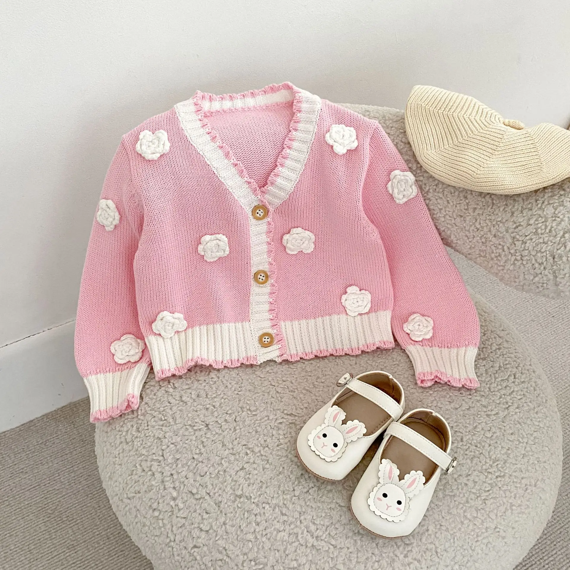 0-4T Baby Girls Flower Knit Sweater Cardigan V Neck Long Sleeve Knitwear Elegant Cute Sweet Clothes Toddler Kids Outerwear Coat