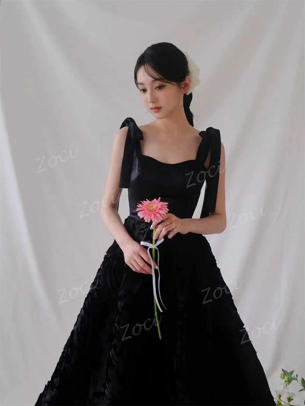 Zoci فساتين زفاف سوداء أنيقة القوس الأشرطة الساتان الدانتيل ثوب الزفاف مخصص بلا أكمام صور الزفاف تبادل لاطلاق النار اللباس #5