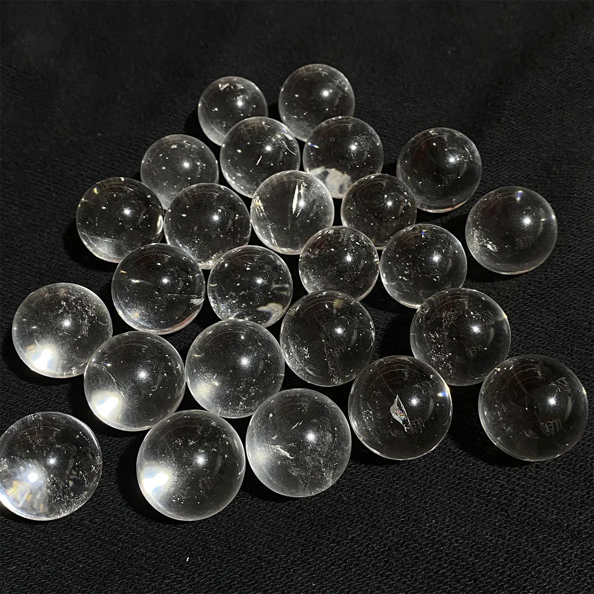 

Natural Clear Quartz Mini Ball, Pocket Stone, Reiki Crystal, Healing White Gemstone, Sphere, Round Mineral Specimen, Decoration
