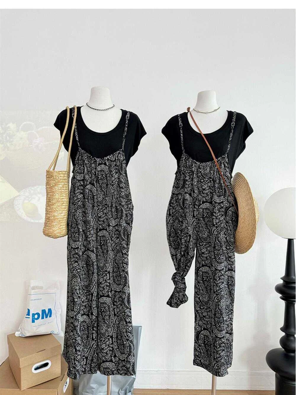 

Новинка: Летний комбинезон с цветочным принтом, высокой талией, широкими штанинами и бретелями, в модном корейском стиле.