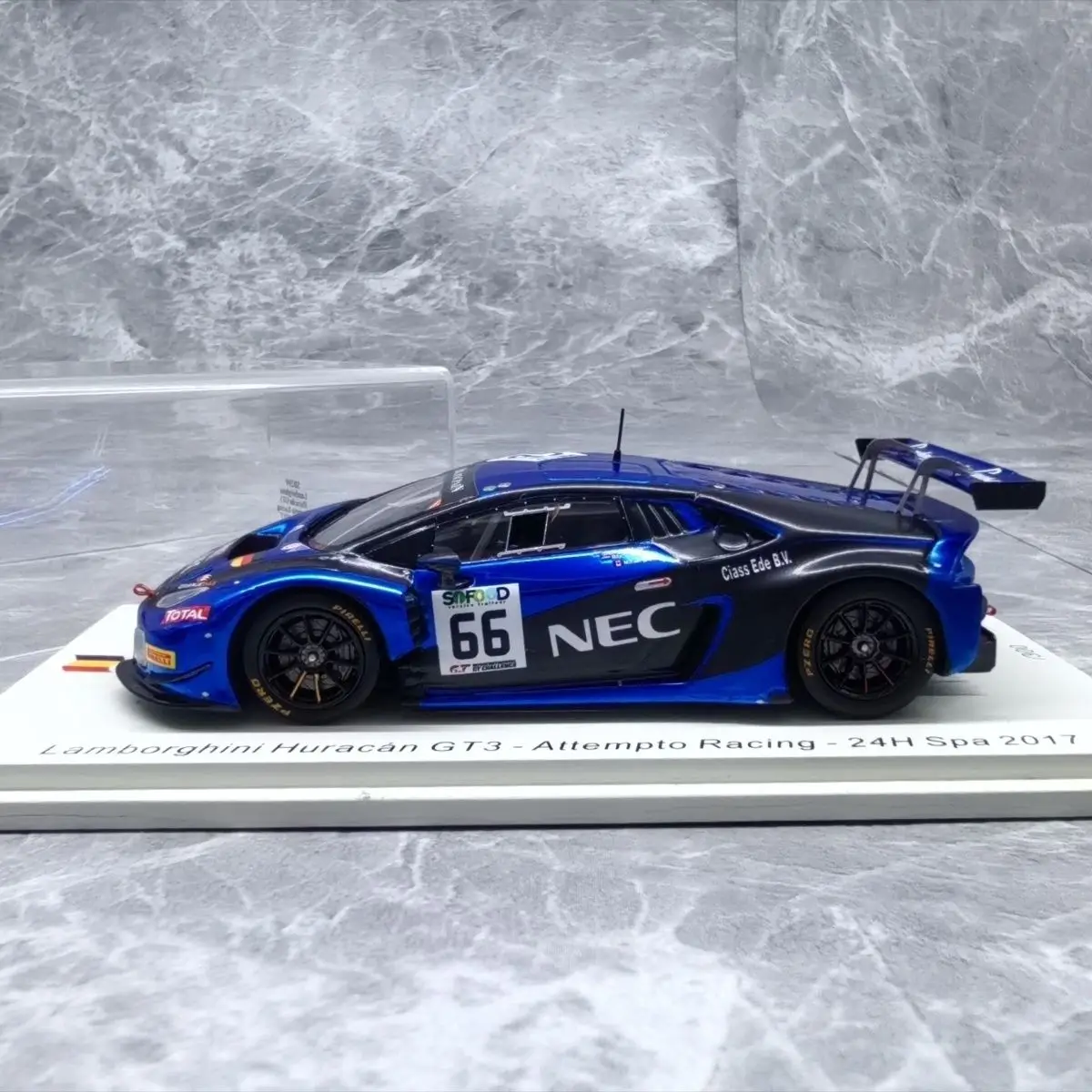 Spark 1/43 Lamborghini Huracan GT3 Attempto 2017 Resin Car Model
