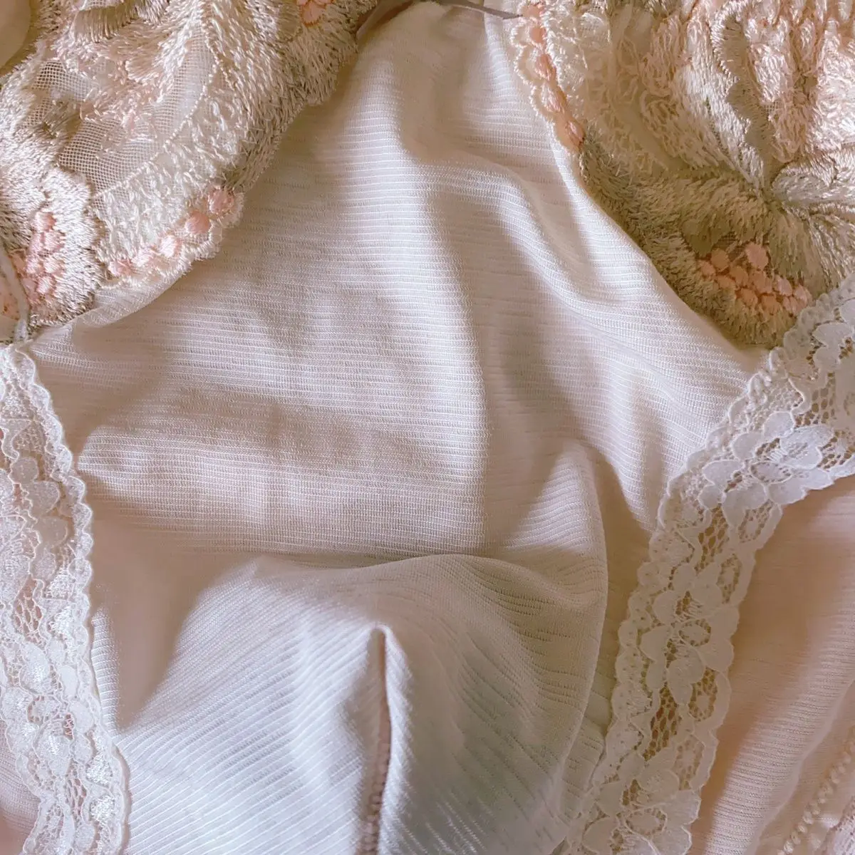 Man's Lace Hem Cotton Briefs Panties Flower Embroid