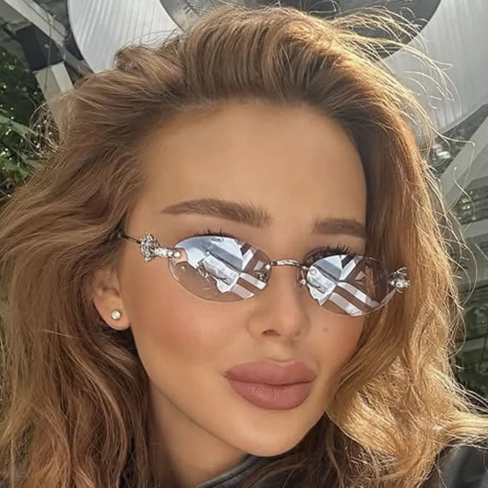 Vintage Frameless Small Oval Sun Glasses UV400 Women Crystal Shiny Shades Luxury Oval Rimless Diamond Sunglasses Ladies Fashion