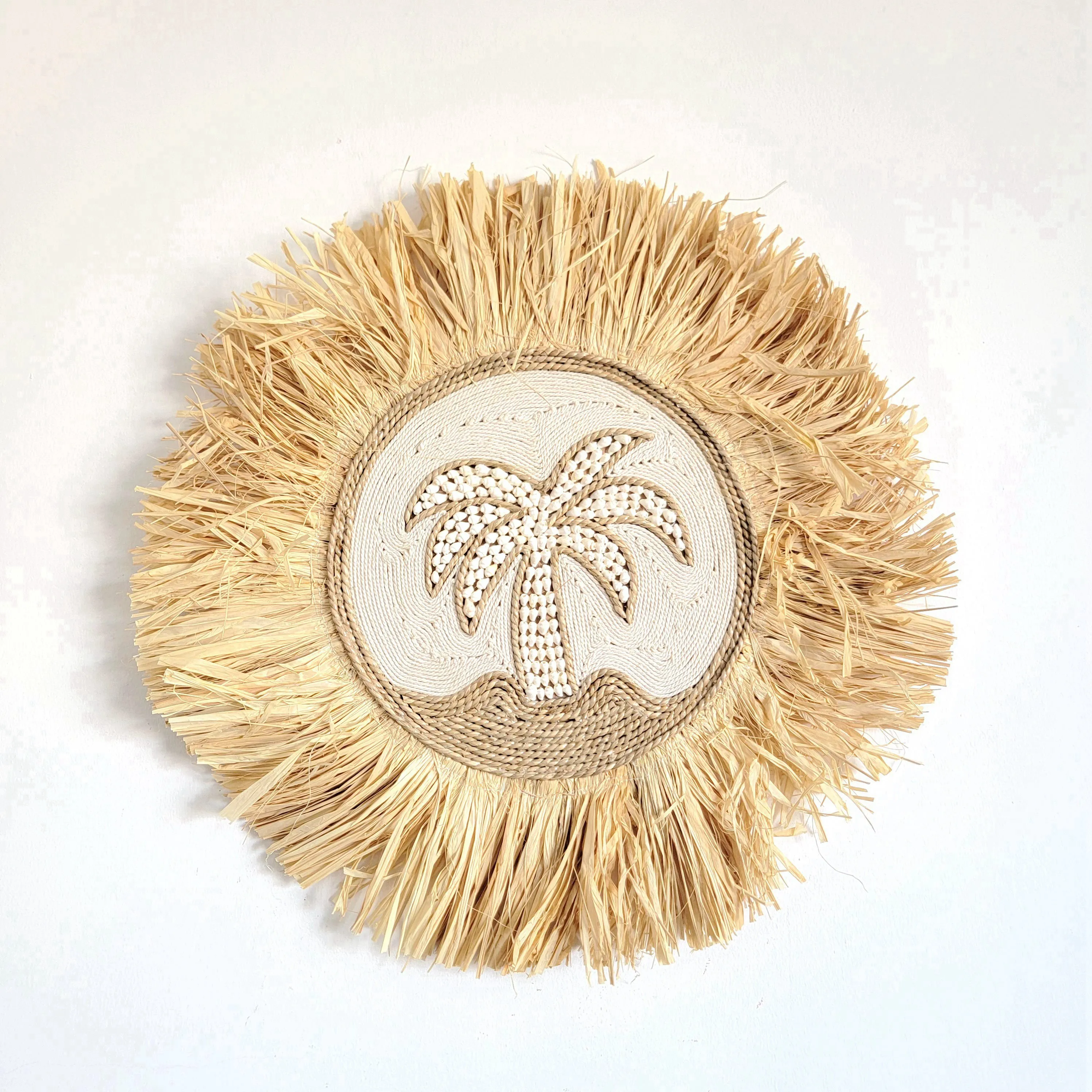 

SHELL DECORATION-RAFFIA Decorative -coconut palm SHAPE-RAFFIA AND SHELLS