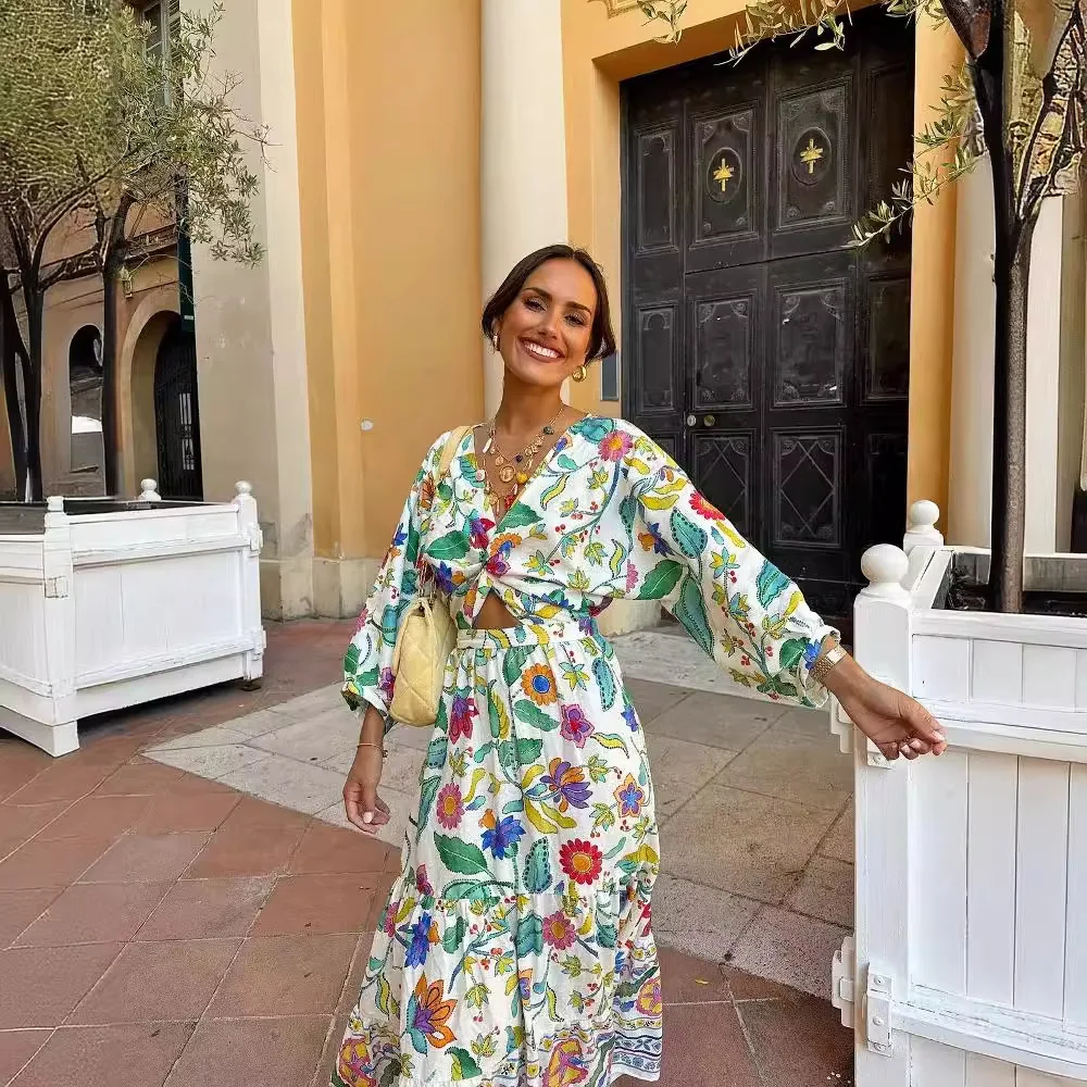 Abito europeo e americano con stampa maniche a lanterna Mini abito con taglio in vita alla moda Stile giovanile