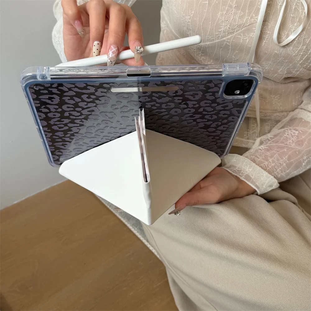 Modne etui w panterkę na iPada Pro 10. i 11. generacji 2025 2024 13 cali z uchwytem na rysik, Air 7 6 10.5, iPad 5 6 9.7 mini 6, urocza okładka — zdjęcie produktu 6