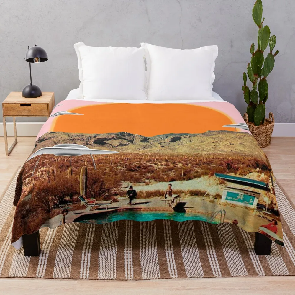 

They've arrived! UFOs landing in the desert Throw Blanket Summer Beddings Plush Fashion Sofas Blankets